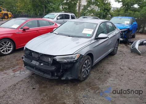 2024 Volkswagen Jetta S z USA, uszkodzony, nr VIN 3VW5M7BU1RM054806